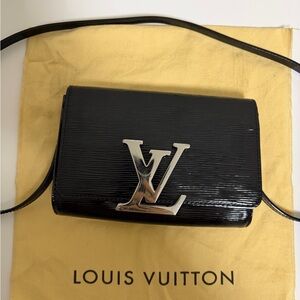 Louis Vuitton Glossy Black Crossbody Bag